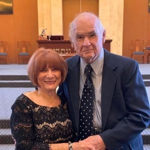 Meet your Posher, Edith